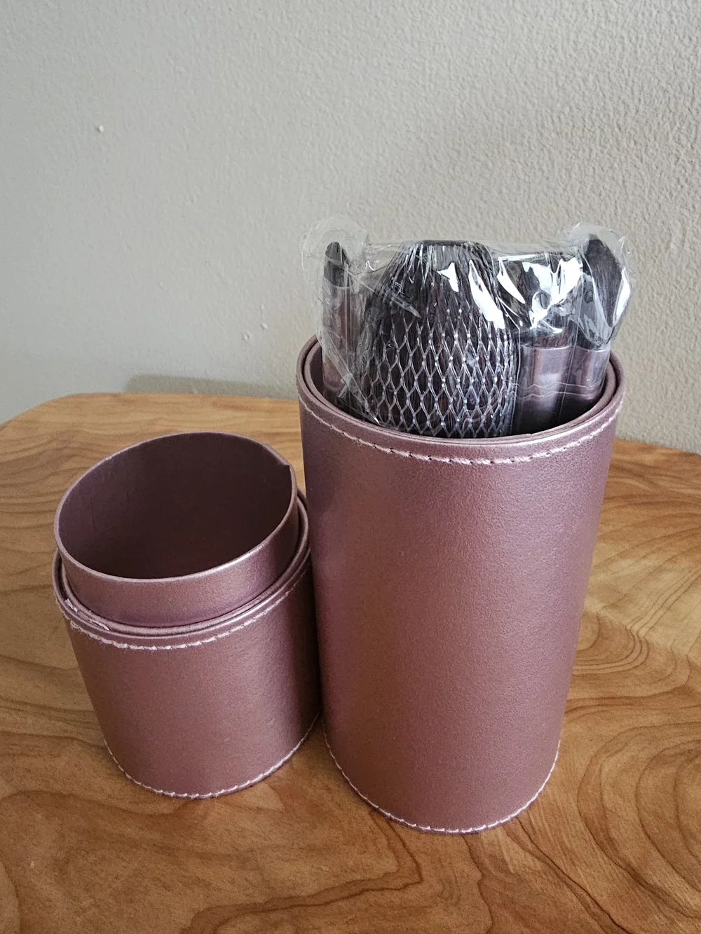 Pink Metallic Makeup Brush Holder with Brushes